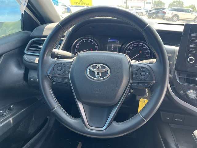 2022 Toyota Camry SE - Photo 10
