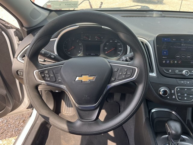 2023 Chevrolet Malibu 1LT - Photo 10