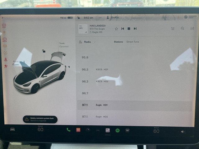 2020 Tesla Model 3 Base - Photo 12