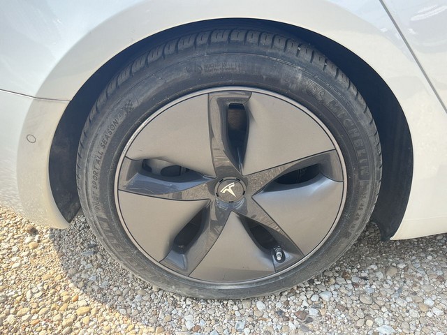 2020 Tesla Model 3 Base - Photo 18