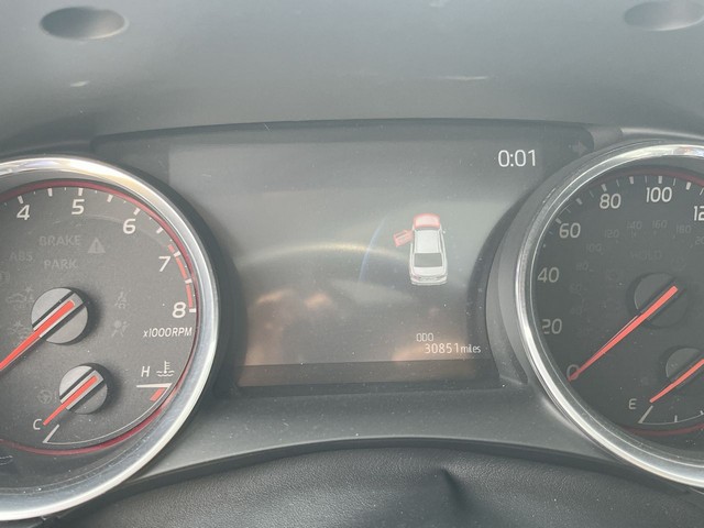 2019 Toyota Camry XSE - Photo 11