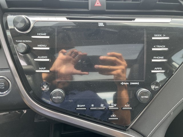2019 Toyota Camry XSE - Photo 12