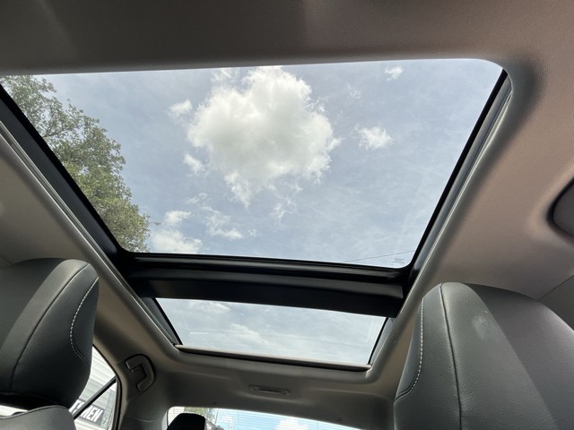2019 Toyota Camry XSE - Photo 15