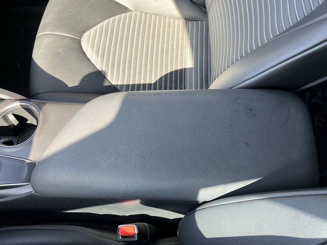 2023 Toyota Camry SE - Photo 11