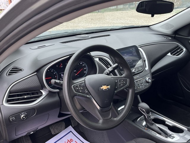 2023 Chevrolet Malibu 1LT - Photo 21