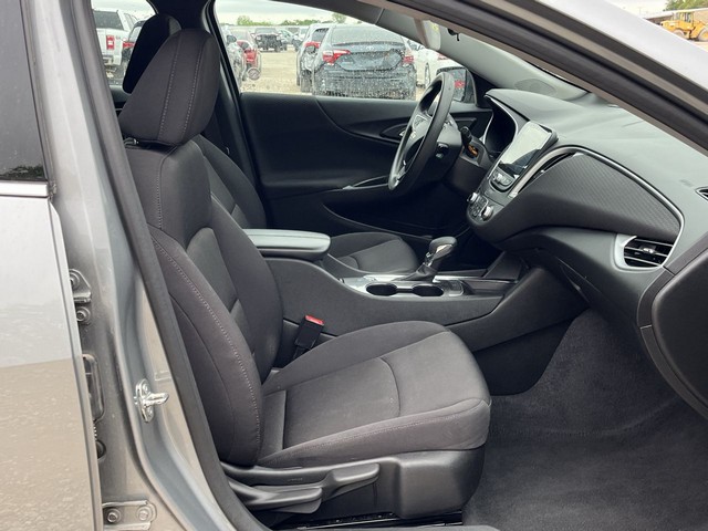 2023 Chevrolet Malibu 1LT - Photo 24